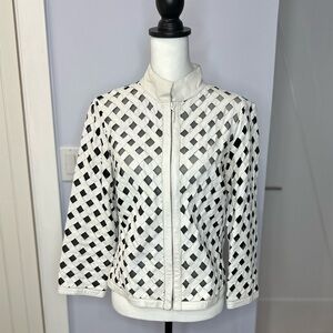 Carlisle Collection White Leather black lined Lattice Women's jacket. SZ 4. EUC